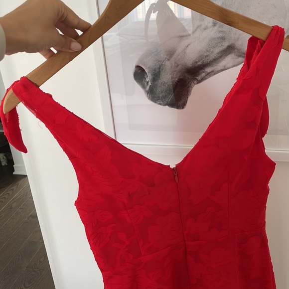 Red dynamite dress - Picture 3 of 3